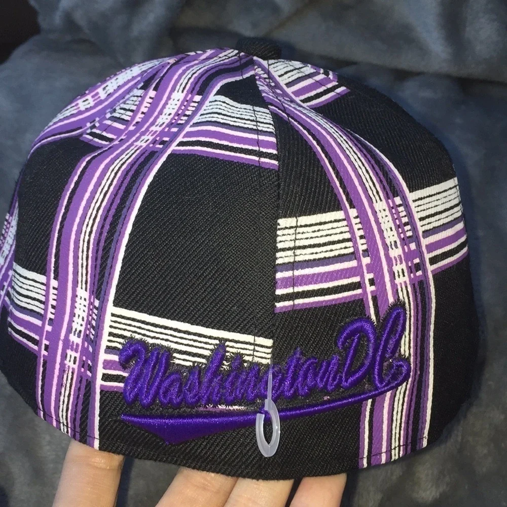 Washington DC hat size Small purple, black, white
